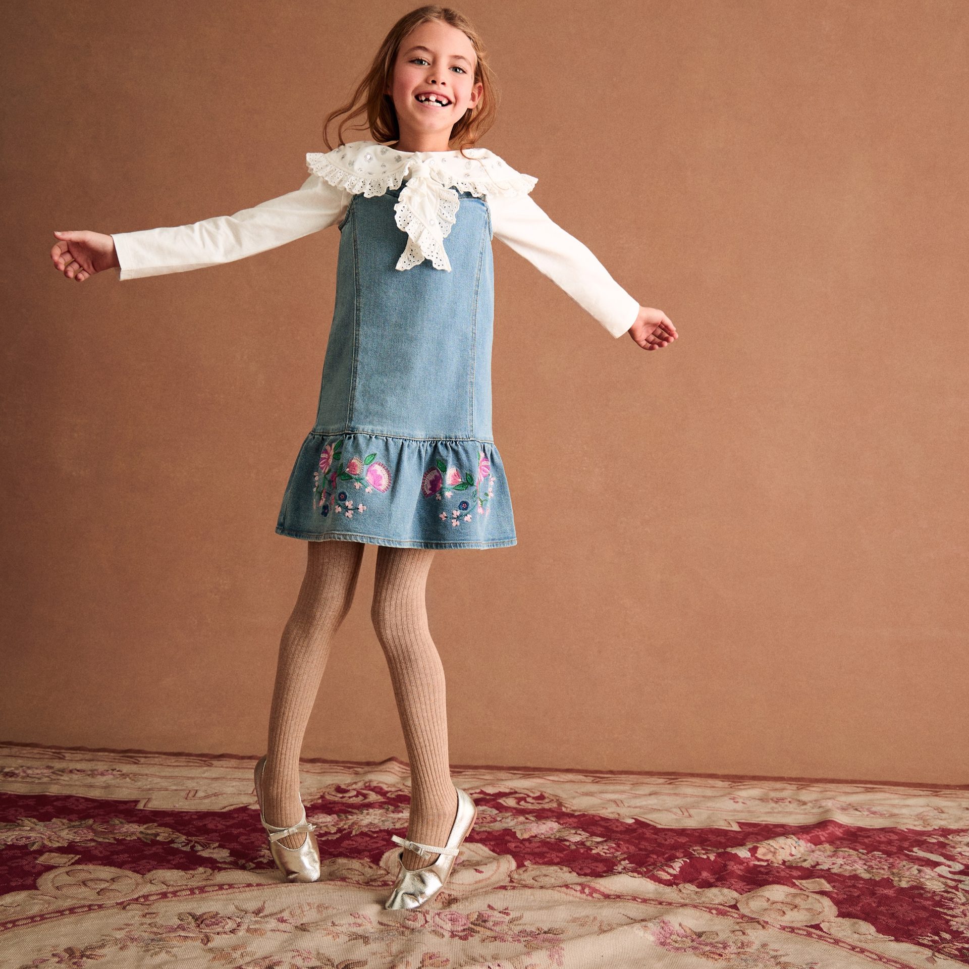 28.11.25_MonsoonKids_Rich_ModelSet253457